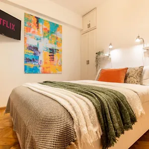  Appartamento 2br At Piata Natiunilor Unite: Perfect For Center